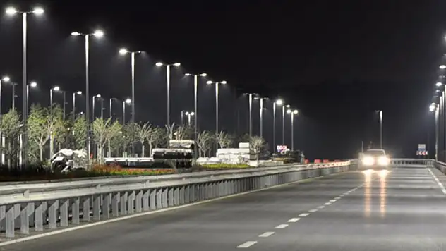 Yol aydınlatma işi yaptırılacak