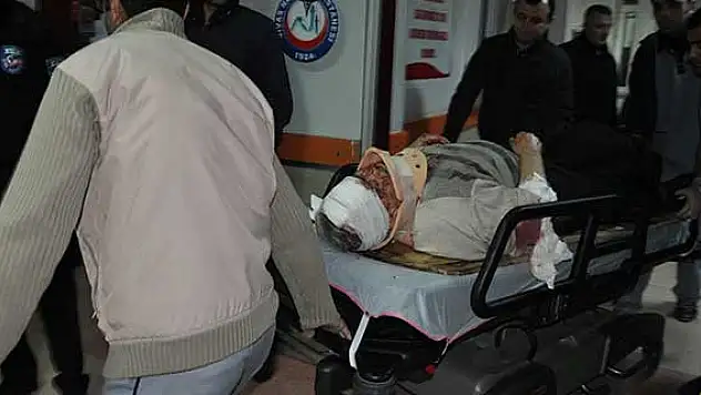 Yolcu otobüsü devrildi