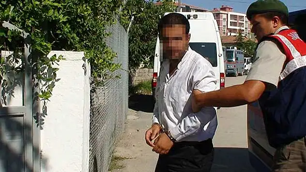 Yolcunun Valizinde 2 Kilo Esrar Ele Geçirildi