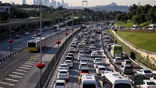 Yollarda bayram trafiği başladı