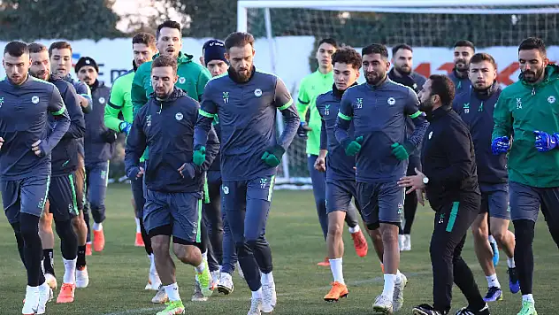 Yönetimin erteleme başvurusu futbolculardan döndü 