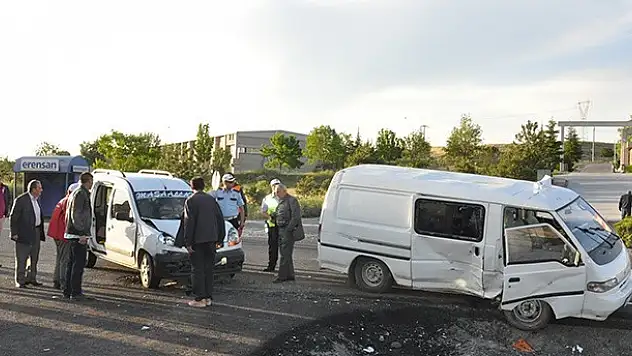 Yozgat'ta trafik kazası: 7 yaralı
