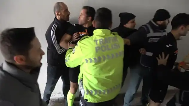 Yozgat'ta amatör küme maçı sonrasında hakemlere saldırı
