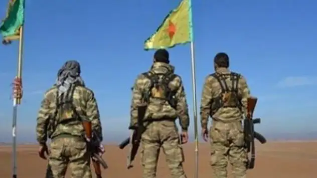 YPG'ye dört uçak dolusu silah gönderdi