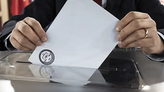 YSK, 1 il ve 10 ilçe için kararını verdi
