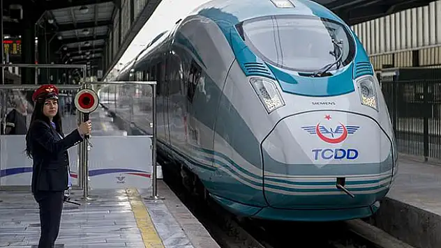 Yüksek Hızlı Tren'e zam yapıldığı ile ilgili haberlere TCDD'den son dakika açıklama: Zam değil, değişiklik