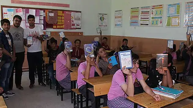 Yüksekokul öğrencisinden anlamlı bağış