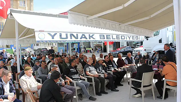 Yunak Belediye Başkanı Günaltay, vatandaşların sorularını yanıtladı