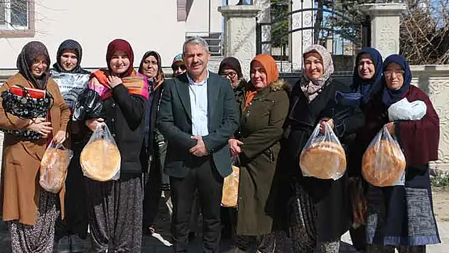 Yunak Belediye Başkanı Günaltay'dan mahalle ziyaretleri