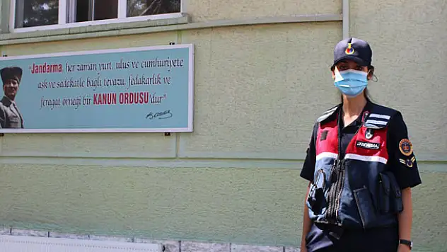 Yunak'ın ilk kadın astsubayı göreve başladı