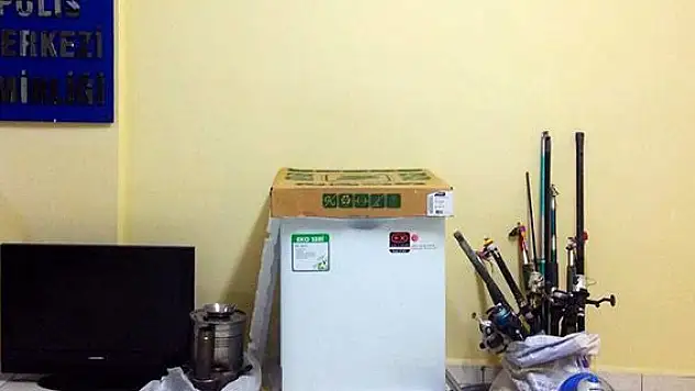 Yunak'ta dört hırsız yakalandı