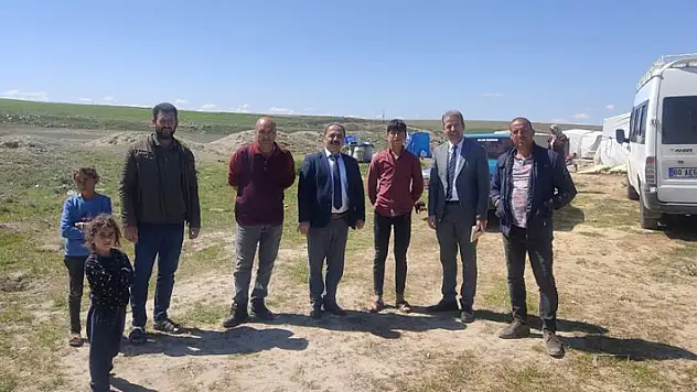 Yunak'ta gezici tarım işçilerinin çocukları okulla buluşuyor

