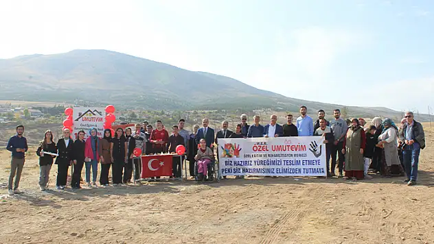 Yunaklı özel çocukların fidanları toprakla buluştu
