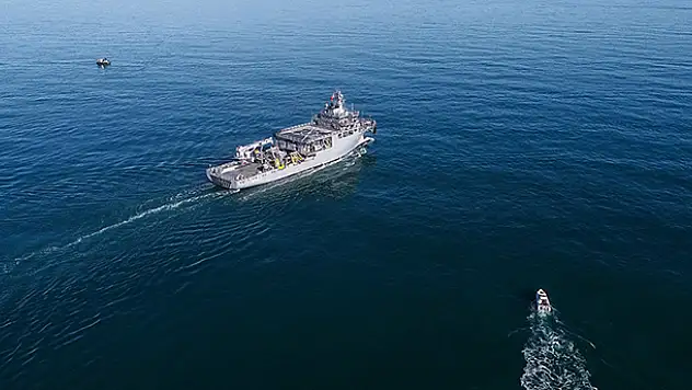 Yunan hava kuvvetleri, TCG Çeşme gemisini taciz etti