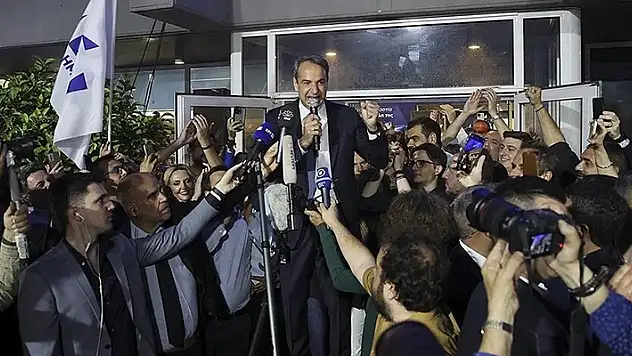 Yunanistan'da Miçotakis seçimi önde götürse de seçmenler ikinci kez sandığa gidecek
