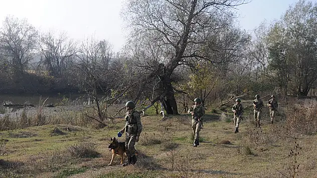Yunanistan'a kaçmaya çalışan 3 terör şüphelisi yakalandı