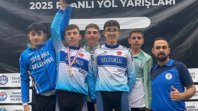 Yunus Emre Kiraz üçüncülük ile döndü