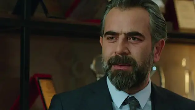 Yurdaer Okur'un ismi diziden silindi
