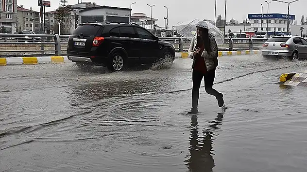 Yurdun doğusundaki bazı iller için kuvvetli yağış uyarısı yapıldı
