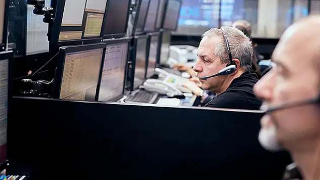 Yurt içi piyasalar Merkez Bankası'na odaklandı
