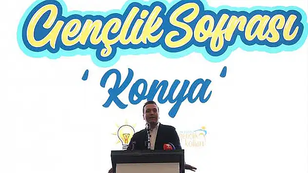 Yusuf İbiş Konya'da gençlerle sahurda buluştu
