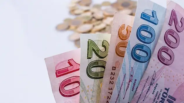 Yüz bin konutta emekli belirsizliği