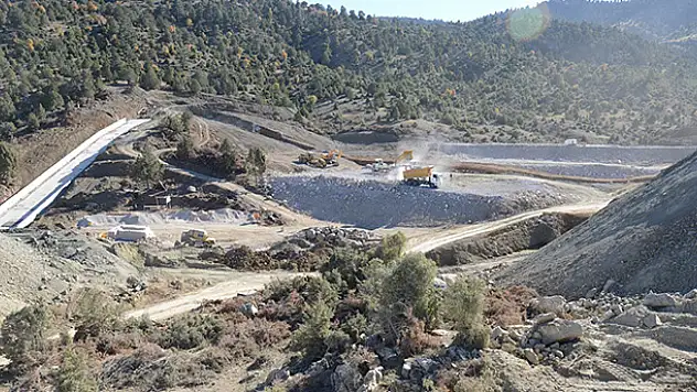 Yüz dekar tarım alanını sulayacak