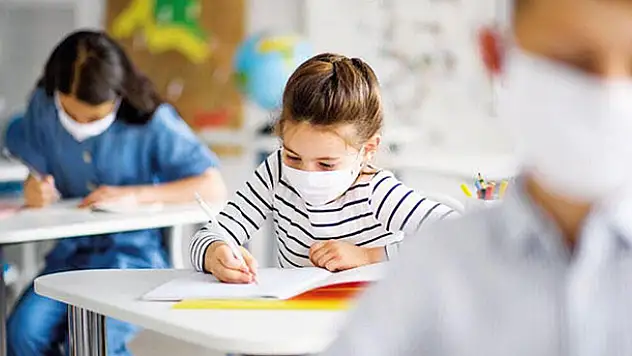 Yüz yüze eğitimle ilgili flaş gelişme! Okullar tüm yaz açık olacak öğretmenlere ek ücret ödenecek