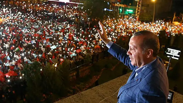 Yüzde 51'i küçümsemeye kalkanlar var! Atı alan Üsküdar'ı geçti