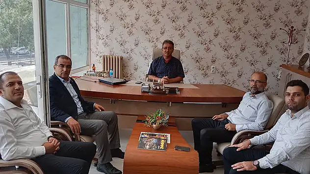 Zafer Partisi heyeti Yeni Meram'ı ziyaret etti