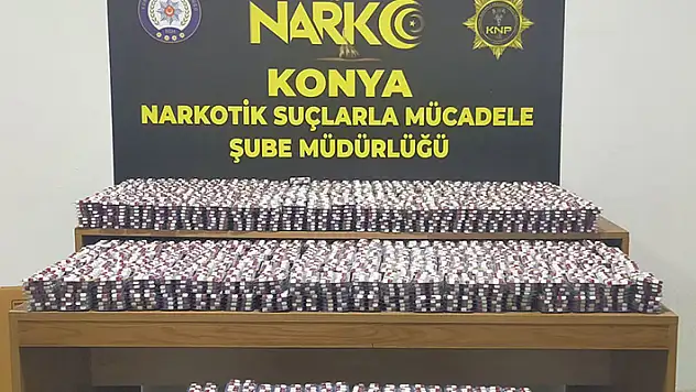 Zehir tacirlerine darbe! Konya'da 27 bin 944 uyuşturucu hap ele geçirildi
