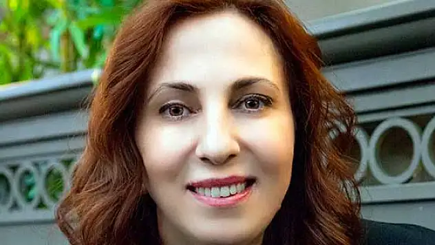 Zeynep Kartal, Londra moda haftasında