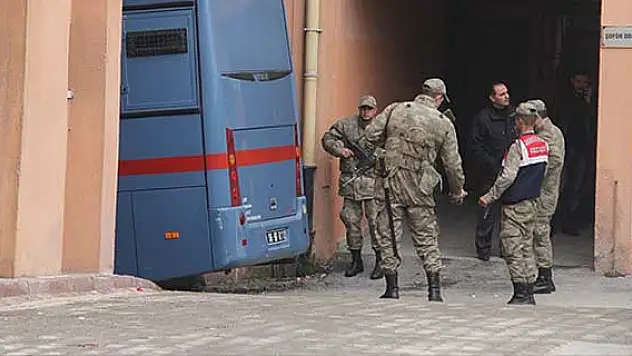 Zirve Yayınevi davasında 3 tahliye