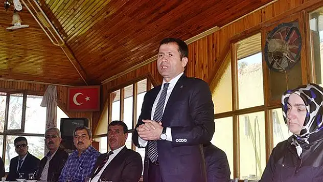 Ziya Altunyaldız Altınekin'de vatandaşlarla buluştu