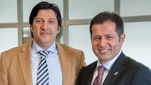 Ziya Altunyaldız'dan gazetemize ziyaret