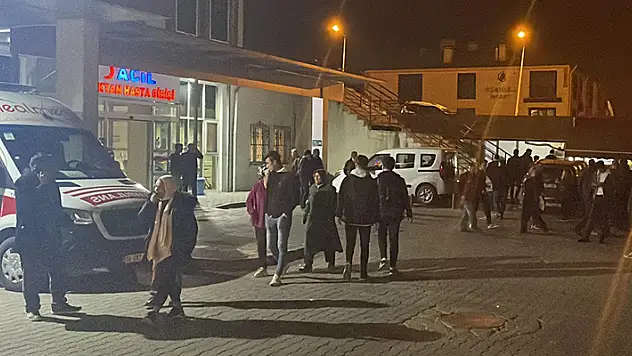Zonguldak'ta 148 öğrenci gıda zehirlenmesi şüphesiyle hastaneye kaldırıldı
