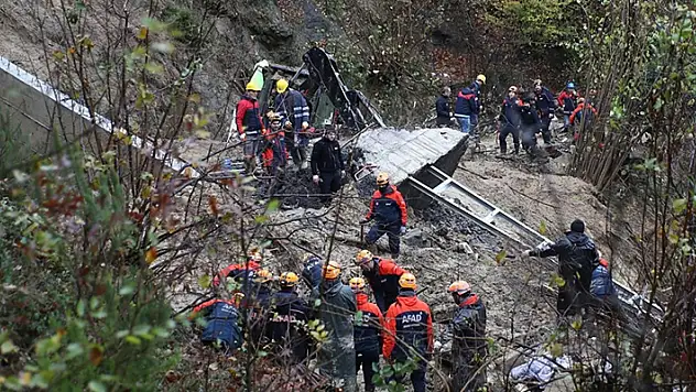 Zonguldak'ta heyelandan etkilenen 6 kişinin tedavisi sürüyor
