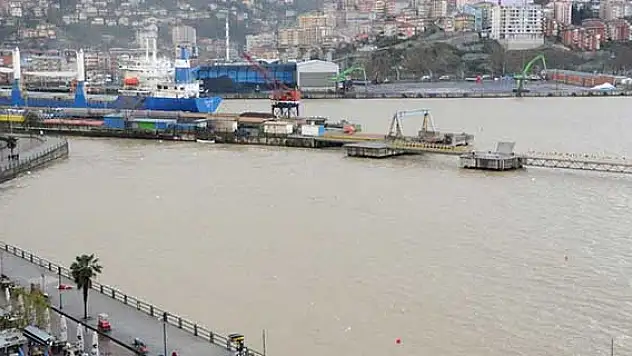 Zonguldak'ta kuvvetli rüzgar ve yağış