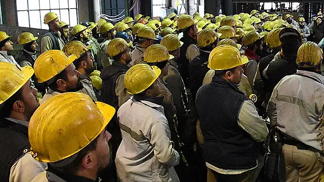 Zonguldak'ta TTK'ye işçi alımı başvuruları başladı

