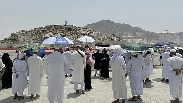 Zulüm altındaki Filistin'den Arafat'a 7 bin hacı adayı geldi
