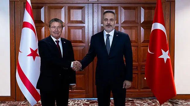 Bakan Fidan, KKTC Başbakanı Üstel ile görüştü