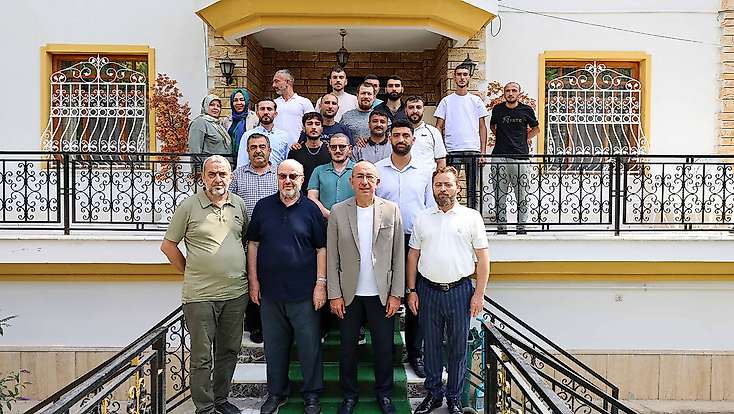 Başkan Kavuş’tan gençlere moral ziyareti: 'Bu savaşı birlikte kazanacağız'