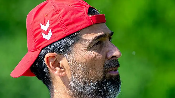 İlhan Palut kaç tane transfer istedi?