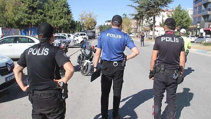 Konya Beyşehir’de Yunuslar da görev başında