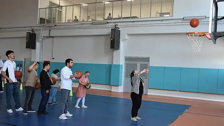 Konya Büyükşehir Belediyesinden özel öğrencilere yaz okulu