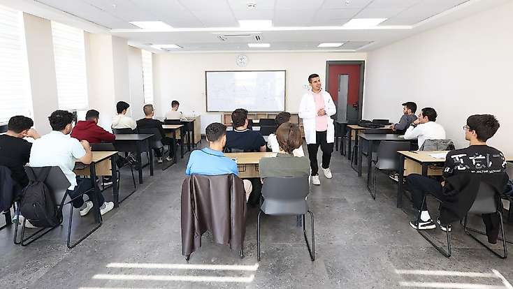 Konya’da gençlerin eğitim yolculuğu yeniden başladı