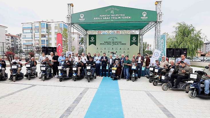 Konya'da gönüllere dokunan destek: Dualar eşliğinde teslim edildi