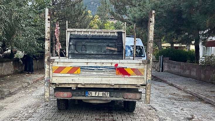 Konya’da kamyonet iki yayaya çarptı: Sürücü gözaltında
