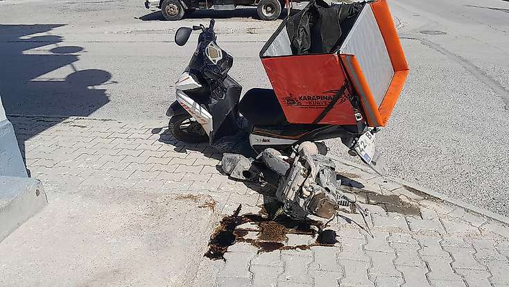 Konya'da otomobil ve motosiklet çarpıştı:!