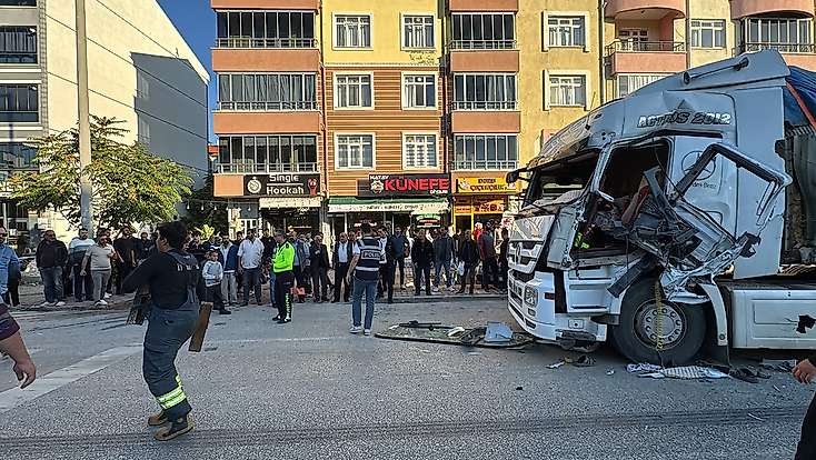 Konya'da zincirleme trafik kazası!